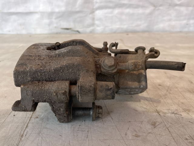 bontott OPEL SIGNUM Bal hátsó Féknyereg Munkahengerrel