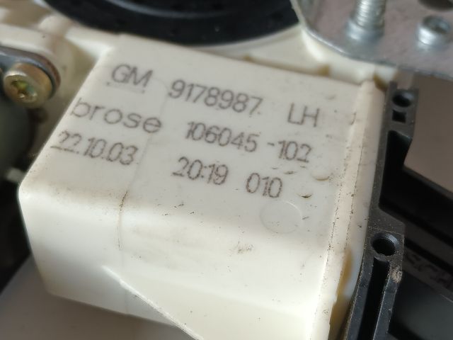 bontott OPEL SIGNUM Bal első Ablakemelő Szerkezet (Elektromos)