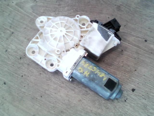 bontott OPEL SIGNUM Bal hátsó Ablakemelő Motor