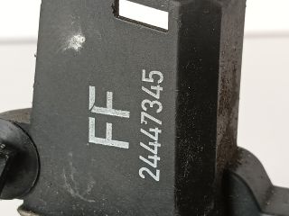 bontott OPEL SIGNUM Bal hátsó Ajtózár