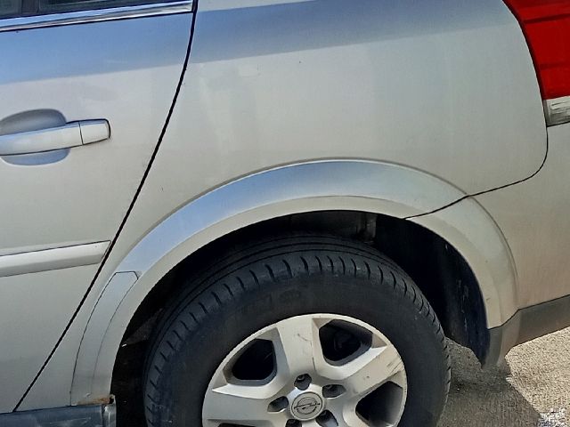 bontott OPEL SIGNUM Bal hátsó Sárvédő