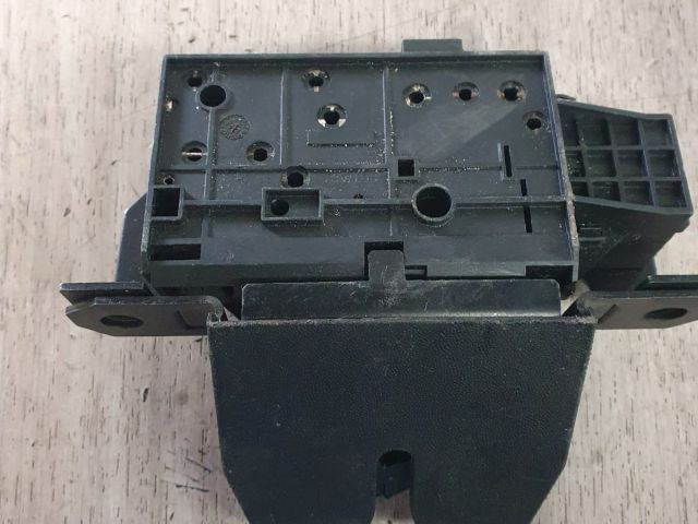 bontott OPEL SIGNUM Csomagtérajtó Zárszerkezet