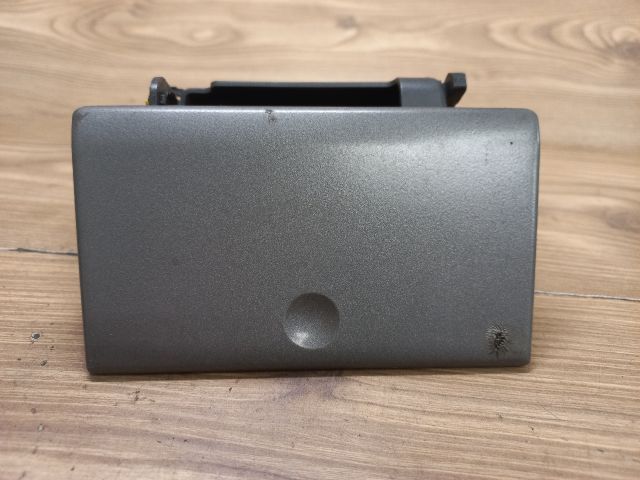 bontott OPEL SIGNUM Első Hamutartó