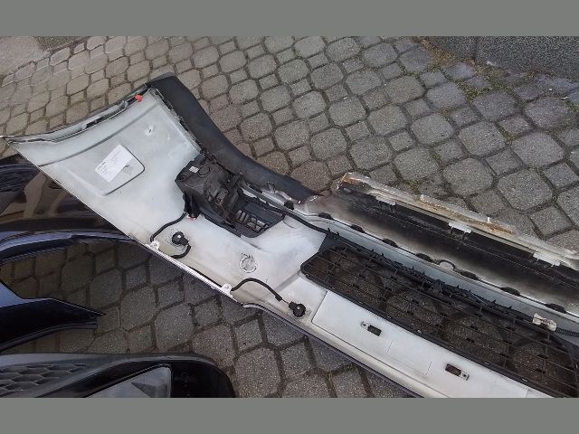 bontott OPEL SIGNUM Első Lökhárító (Részeivel)