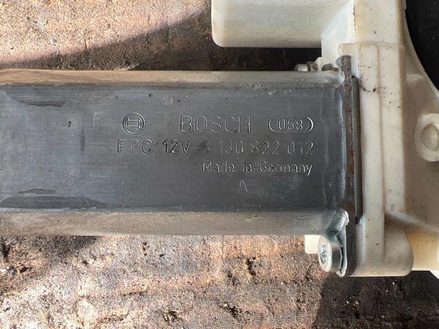 bontott OPEL SIGNUM Jobb első Ablakemelő Motor