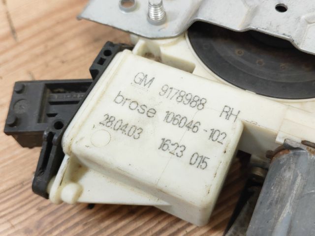 bontott OPEL SIGNUM Jobb első Ablakemelő Szerkezet (Elektromos)