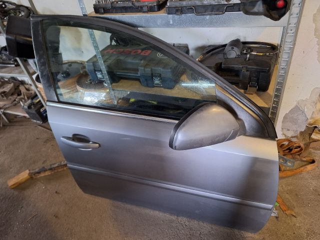 bontott OPEL SIGNUM Jobb első Ajtó (Részeivel)