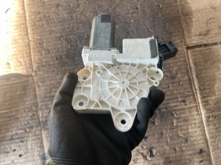 bontott OPEL SIGNUM Jobb hátsó Ablakemelő Motor