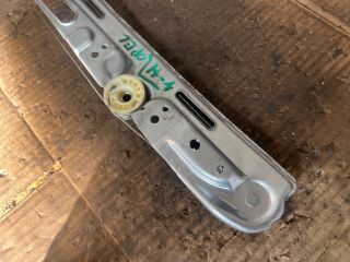 bontott OPEL SIGNUM Jobb hátsó Ablakemelő Szerkezet (Elektromos)