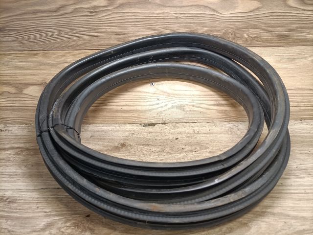 bontott OPEL SIGNUM Jobb hátsó Gumikéder