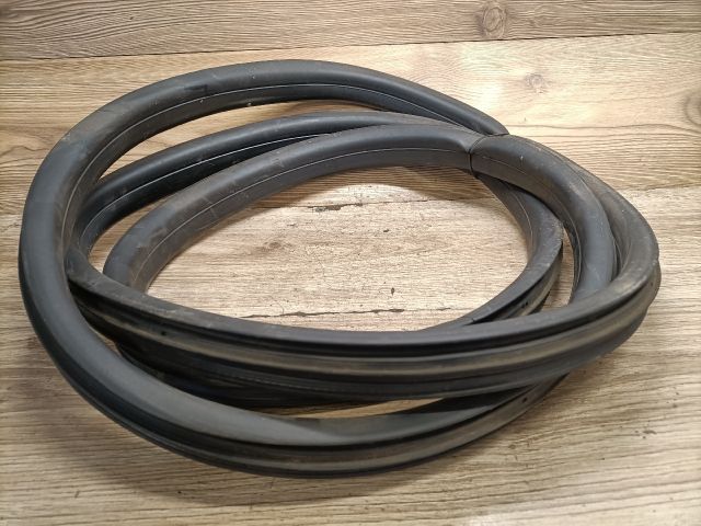 bontott OPEL SIGNUM Jobb hátsó Gumikéder