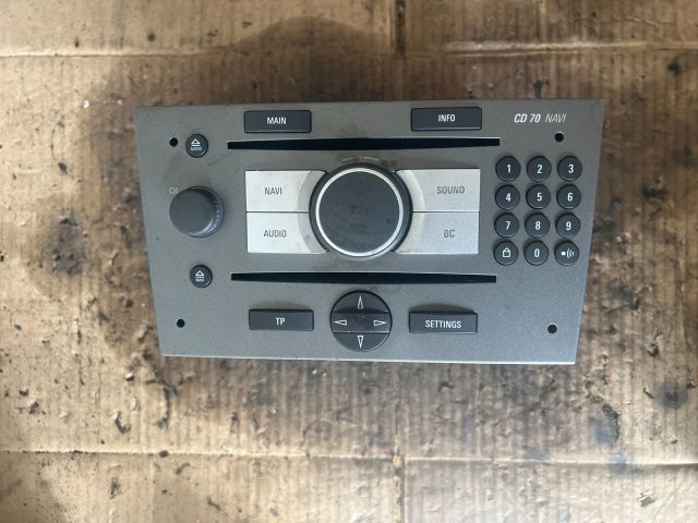 bontott OPEL SIGNUM Rádió / CD