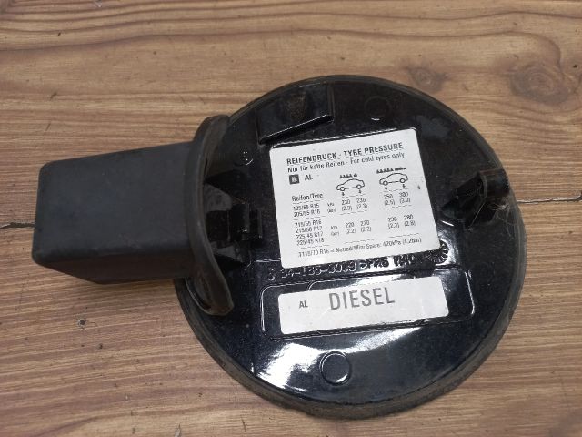 bontott OPEL SIGNUM Tankajtó