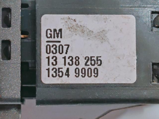 bontott OPEL SIGNUM Vészvillogó Kapcsoló