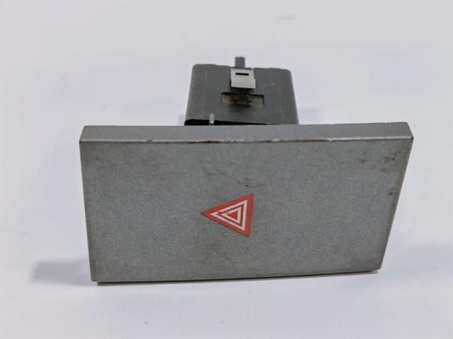 bontott OPEL SIGNUM Vészvillogó Kapcsoló