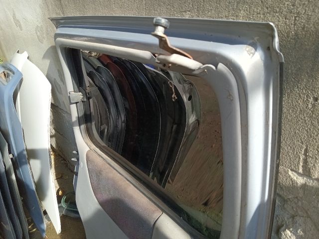 bontott OPEL SINTRA Bal Tolóajtó (Részeivel)