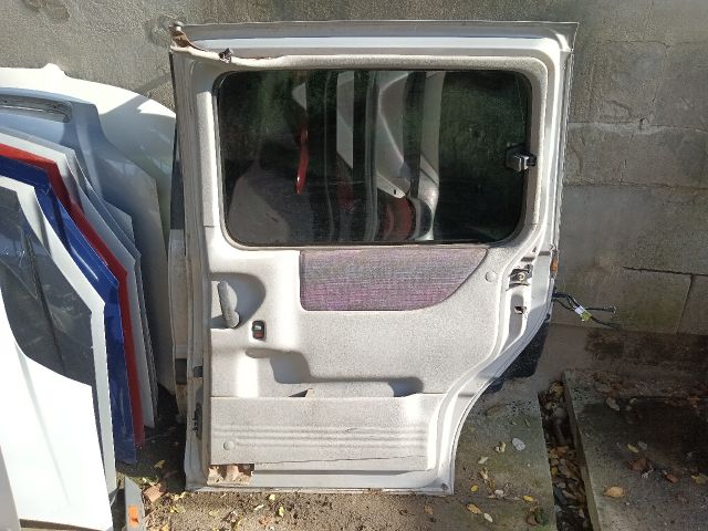 bontott OPEL SINTRA Jobb Tolóajtó (Részeivel)