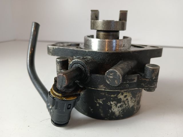 bontott OPEL TIGRA Vákumpumpa