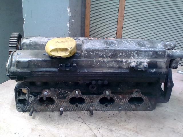 bontott OPEL TIGRA Hengerfej