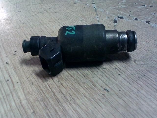 bontott OPEL TIGRA Porlasztó (1 db)