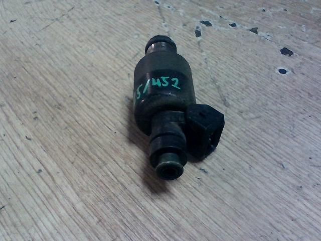 bontott OPEL TIGRA Porlasztó (1 db)