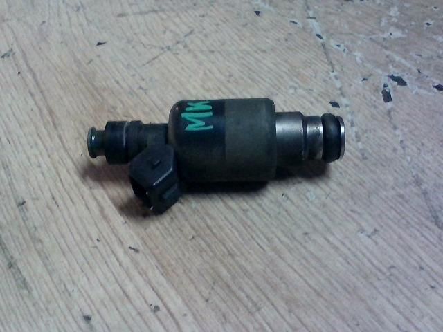 bontott OPEL TIGRA Porlasztó (1 db)