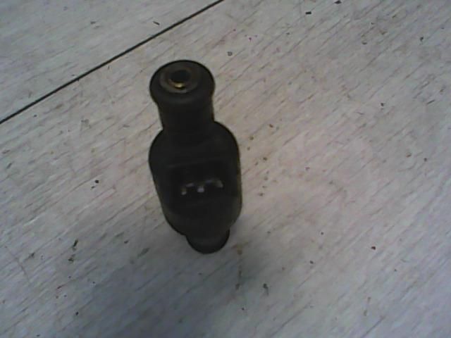 bontott OPEL TIGRA Porlasztó (1 db)