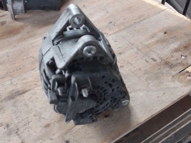 bontott OPEL TIGRA Generátor