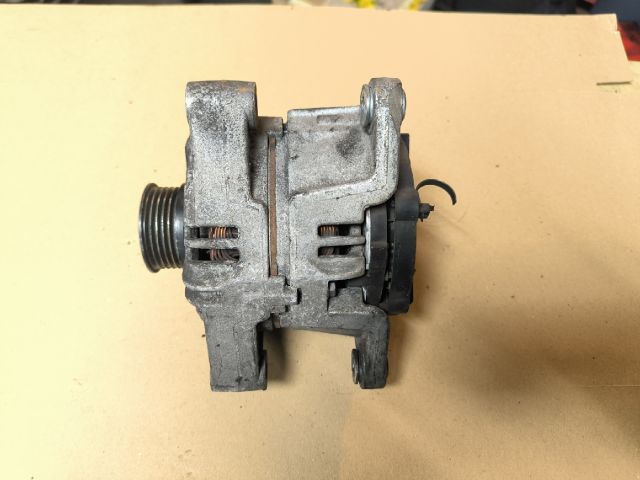 bontott OPEL TIGRA Generátor