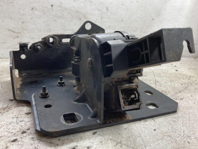 bontott OPEL TIGRA Bal Csomagtérajtó Zárszerkezet