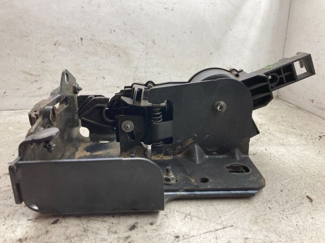 bontott OPEL TIGRA Bal Csomagtérajtó Zárszerkezet