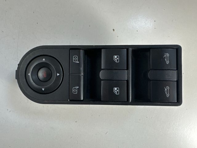 bontott OPEL TIGRA Bal első Ablakemelő Kapcsoló