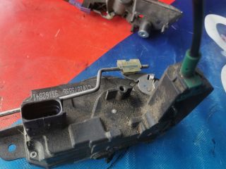 bontott OPEL TIGRA Bal első Ajtózár