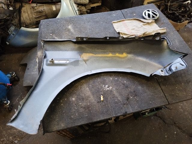 bontott OPEL TIGRA Bal első Sárvédő