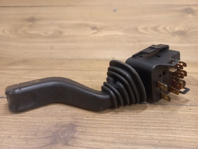 bontott OPEL TIGRA Bal Kormánykapcsoló Irányjelző