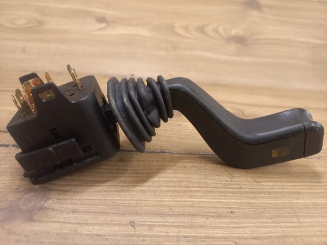 bontott OPEL TIGRA Bal Kormánykapcsoló Irányjelző