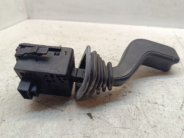 bontott OPEL TIGRA Bal Kormánykapcsoló Irányjelző