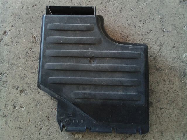 bontott OPEL TIGRA Biztosítéktábla Fedél