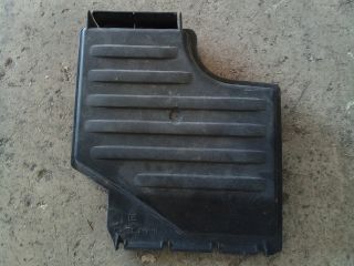 bontott OPEL TIGRA Biztosítéktábla Fedél