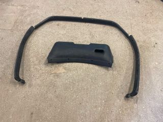 bontott OPEL TIGRA Csomagtérajtó Burkolat (Részeivel)