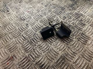 bontott OPEL TIGRA Csomagtérajtó Zsanér