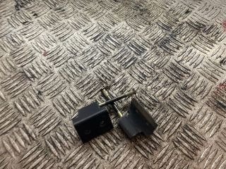 bontott OPEL TIGRA Csomagtérajtó Zsanér