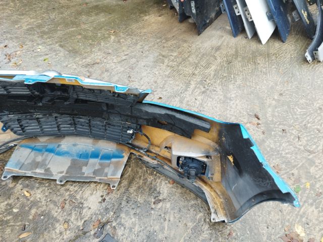 bontott OPEL TIGRA Első Lökhárító (Részeivel)