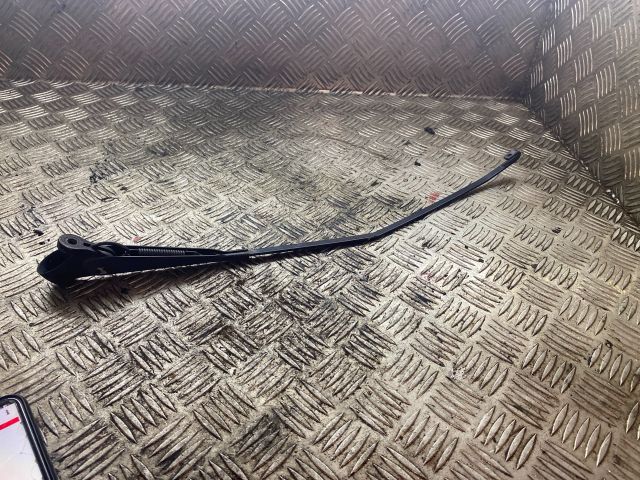 bontott OPEL TIGRA Hátsó Ablaktörlő Kar