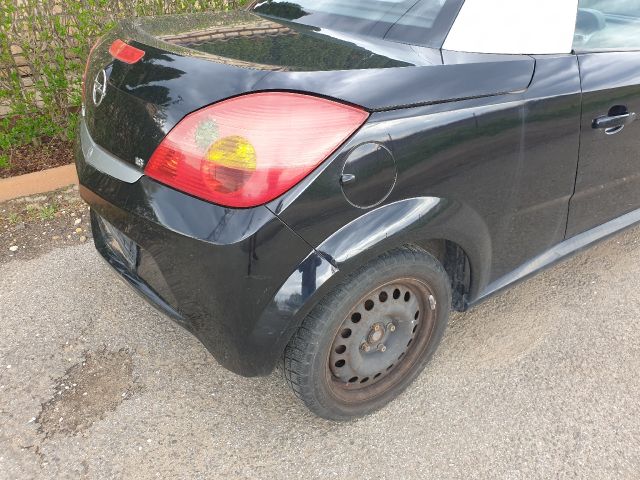 bontott OPEL TIGRA Hátsó Szélvédő