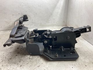 bontott OPEL TIGRA Jobb Csomagtérajtó Zárszerkezet