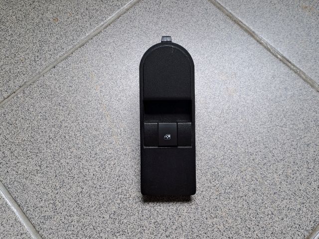 bontott OPEL TIGRA Jobb első Ablakemelő Kapcsoló