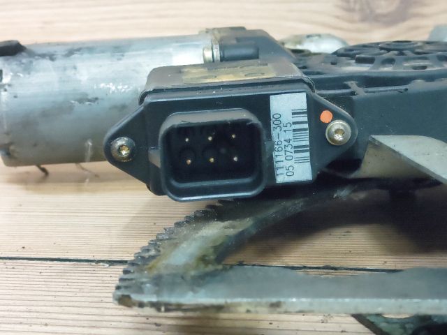 bontott OPEL TIGRA Jobb első Ablakemelő Szerkezet (Elektromos)