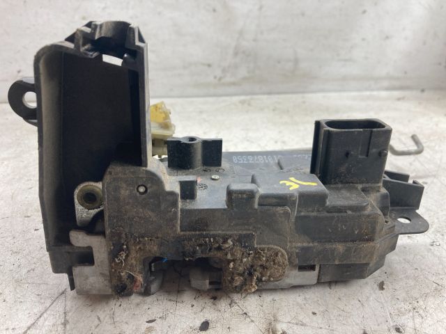 bontott OPEL TIGRA Jobb első Ajtózár