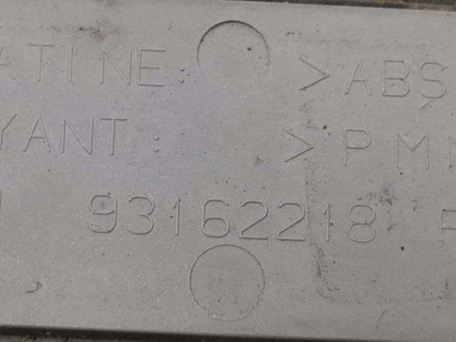 bontott OPEL TIGRA Jobb első Sárvédő Irányjelző